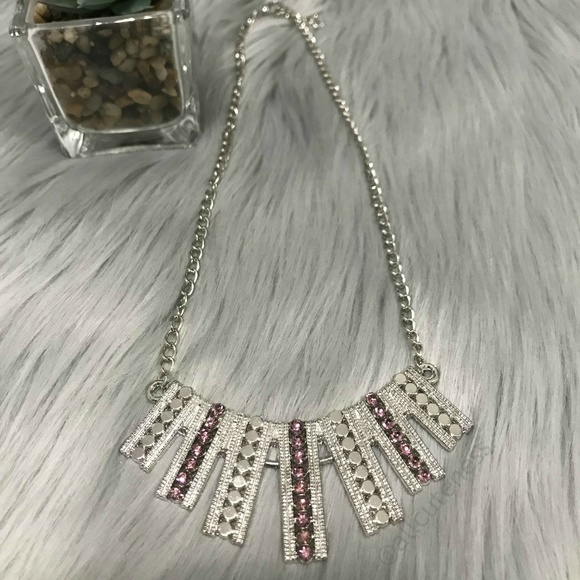 Jewelry - 🎀 Statement Necklace